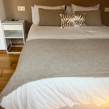 Apartmán Atico Caripa Pineiro *