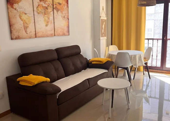 Atico Caripa Pineiro * Bueu